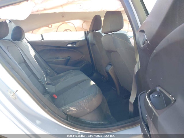 1G1BC5SMXJ7131242 Chevrolet Cruze Ls Auto