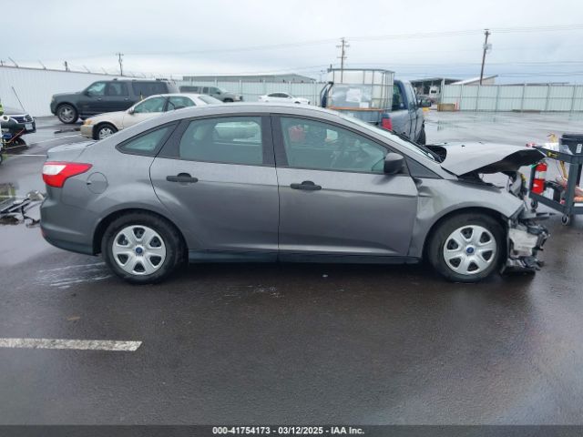 1FADP3E24EL211433 Ford FOCUS S