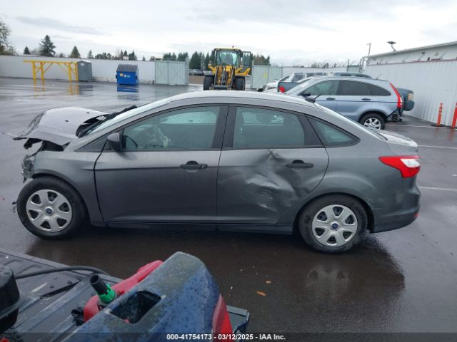 1FADP3E24EL211433 Ford FOCUS S
