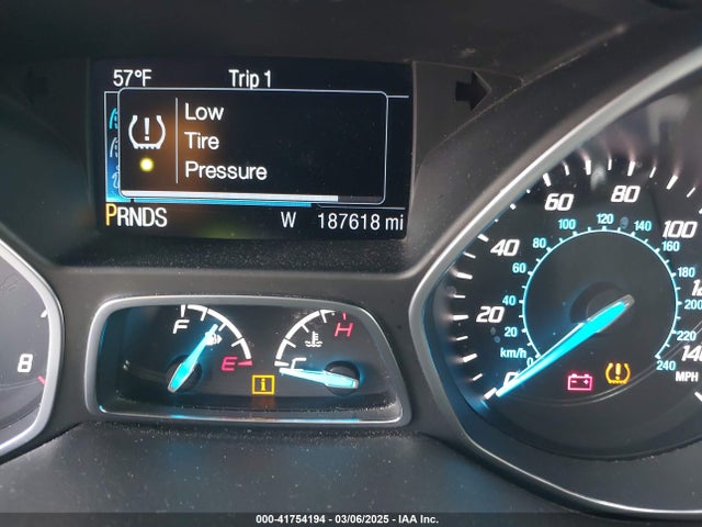 1FMCU0GX4FUB63509 Ford ESCAPE SE