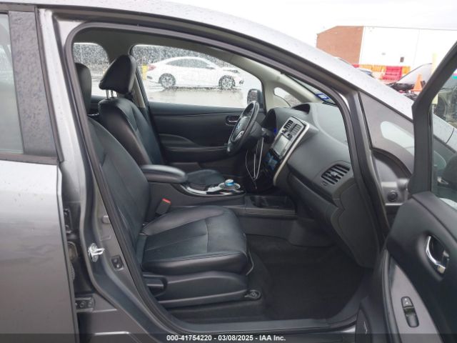 1N4AZ0CP9FC300281 Nissan Leaf Sl