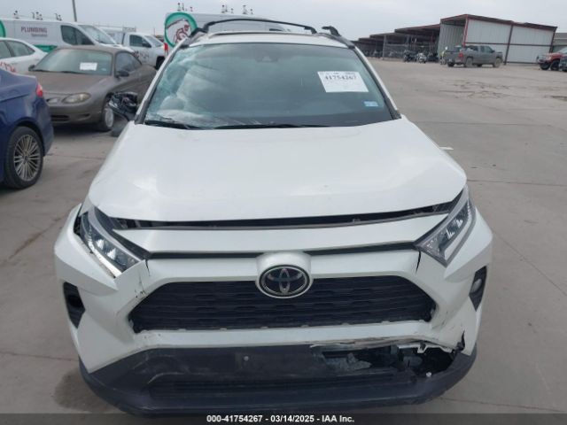 2T3C1RFV8MW136458 Toyota Rav4 Xle Premium