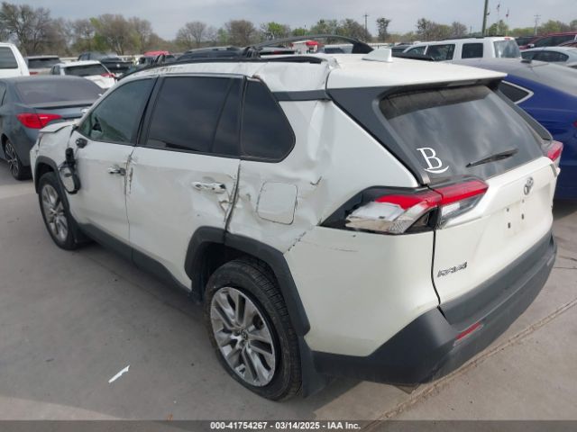 2T3C1RFV8MW136458 Toyota Rav4 Xle Premium