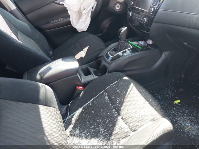 5N1AT2MV5JC773927 Nissan ROGUE S