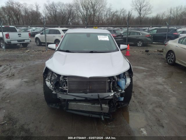2GNAXJEV4J6150669 Chevrolet EQUINOX LT