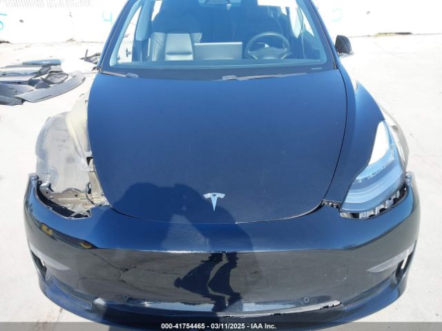 5YJ3E1EA4JF069895 Tesla Model 3 Long Range/mid Range