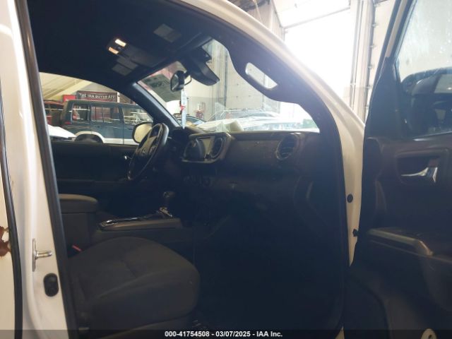 3TMCZ5AN0JM164924 Toyota Tacoma Trd Sport