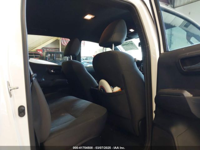 3TMCZ5AN0JM164924 Toyota Tacoma Trd Sport