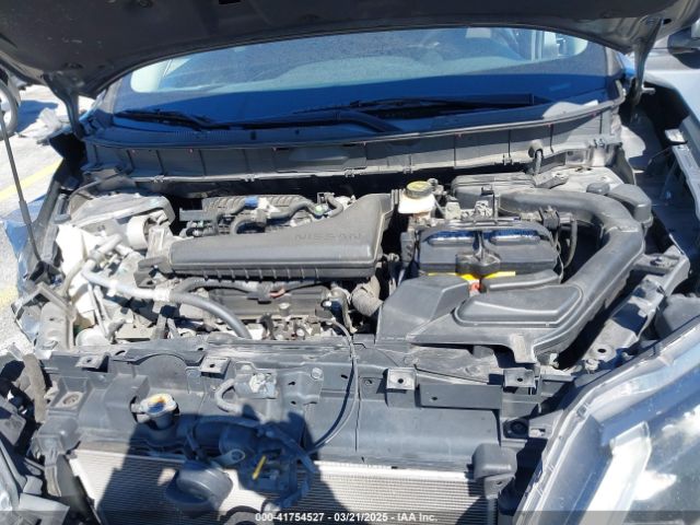 KNMAT2MT7HP617801 Nissan ROGUE SV