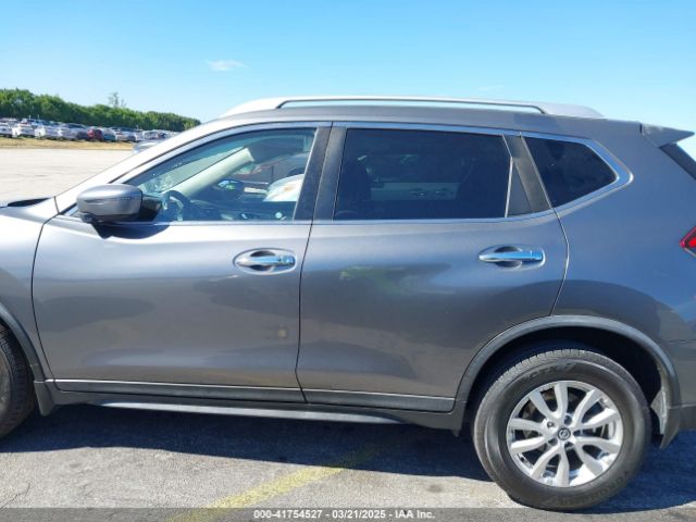 KNMAT2MT7HP617801 Nissan ROGUE SV