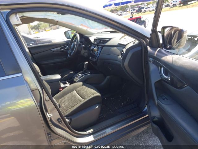 KNMAT2MT7HP617801 Nissan ROGUE SV