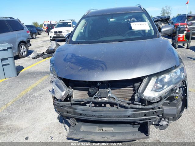 KNMAT2MT7HP617801 Nissan ROGUE SV