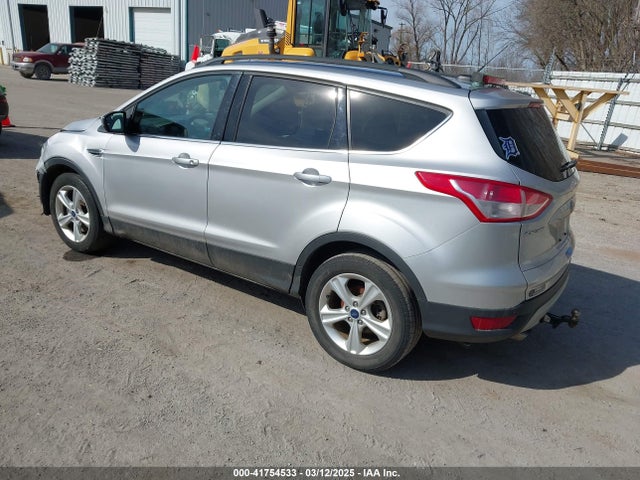 1FMCU9GXXGUA28718 Ford ESCAPE SE