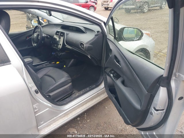 JTDL9RFU8K3001626 Toyota 2zr-fxe,1nm