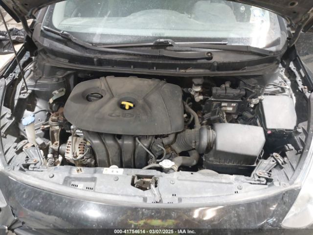 KMHD35LH2GU266352 Hyundai ELANTRA GT
