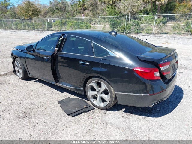 Honda Accord Touring 2018 1HGCV1F99JA100833 Image 3