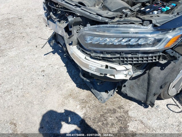 Honda Accord Touring 2018 1HGCV1F99JA100833 Image 6