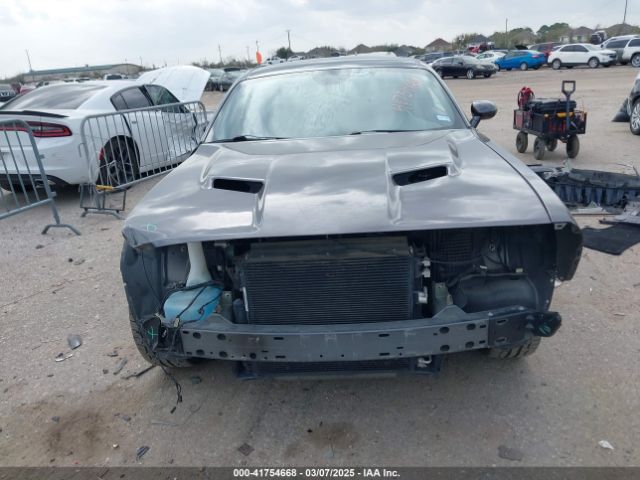 2C3CDZAG0MH635193 Dodge Challenger Sxt