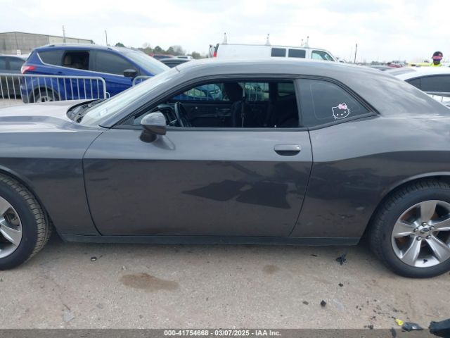 2C3CDZAG0MH635193 Dodge Challenger Sxt