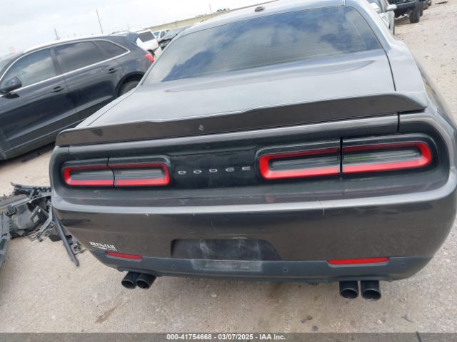 2C3CDZAG0MH635193 Dodge Challenger Sxt