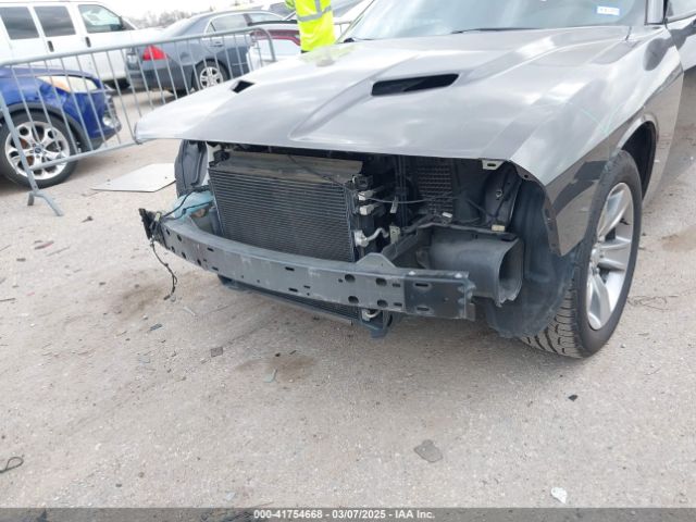 2C3CDZAG0MH635193 Dodge Challenger Sxt