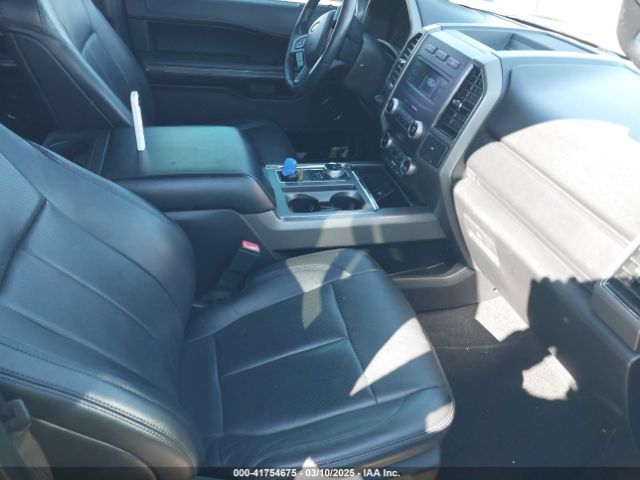 1FMJU1HT8JEA36709 Ford Expedition Xlt