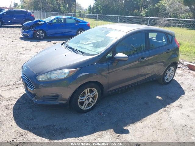 Ford FIESTA SE 2017 3FADP4EJ7HM161580 Image 2