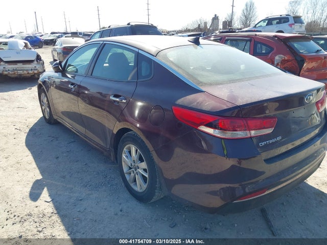5XXGT4L32JG228231 KIA Optima Lx