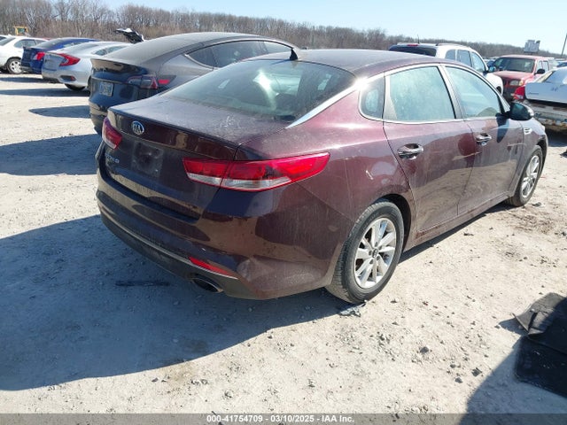 5XXGT4L32JG228231 KIA Optima Lx