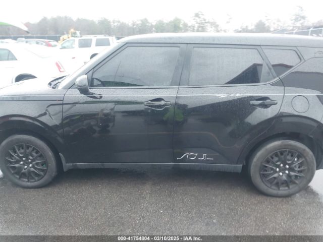 KNDJ23AU7L7004138 KIA SOUL LX