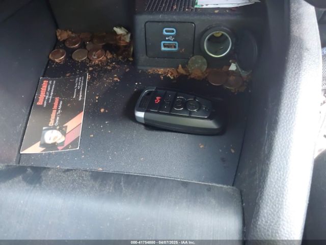 1FMCU0GN8PUA76406 Ford Escape Active
