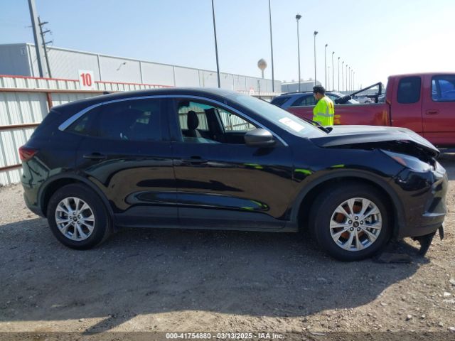 1FMCU0GN8PUA76406 Ford Escape Active