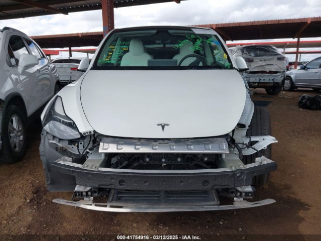 7SAYGDEF4NF449986 Tesla Model Y Performance Dual Motor All-wheel Drive