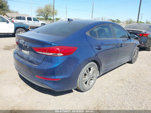 5NPD84LF4JH343609 Hyundai ELANTRA SEL