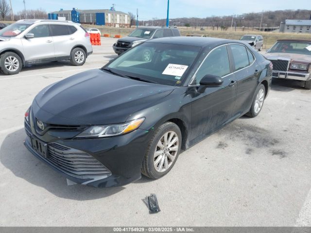 2018 TOYOTA CAMRY 4T1B11HK6JU036153 Photo 1