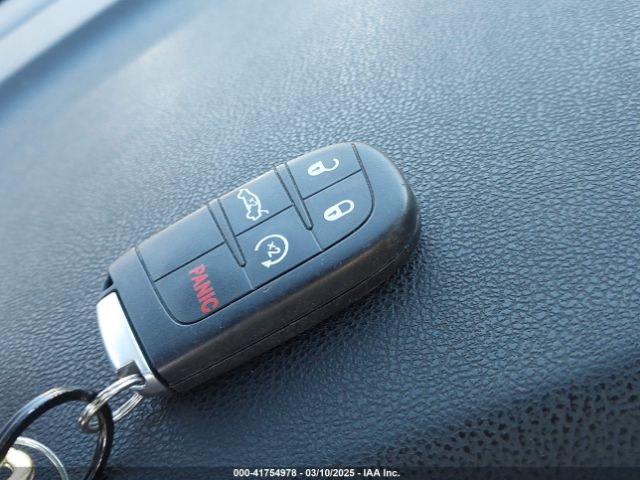 2C3CDXHG7NH115262 Dodge Charger Gt Rwd