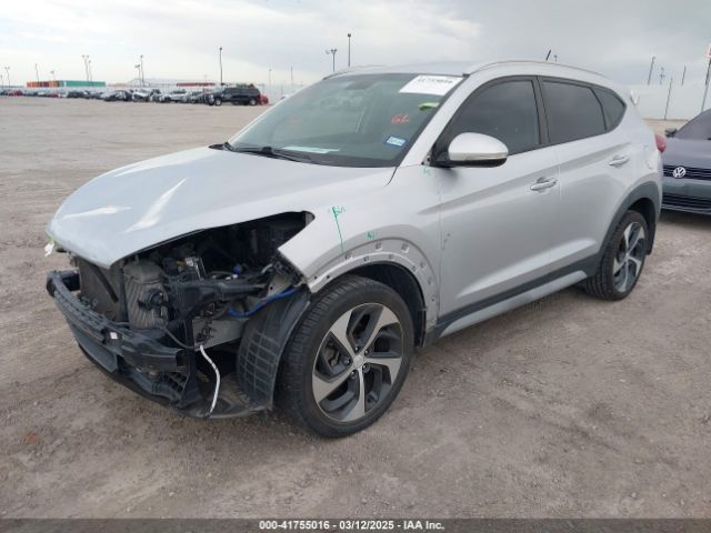 KM8J33A28HU436852 Hyundai Tucson Sport