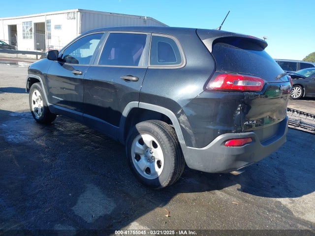 1C4PJMAB8FW577741 Jeep Cherokee Sport