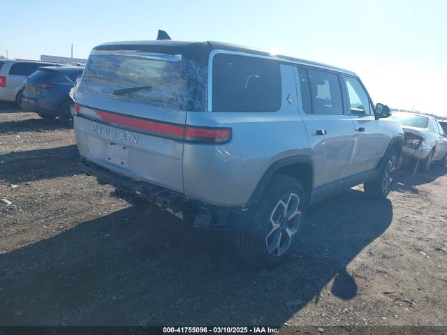 Rivian 2024 2024 7PDSGABA2RN043764 Image 4