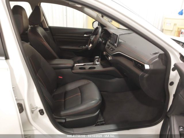 1N4BL4CV8NN344643 Nissan Altima Sr Fwd