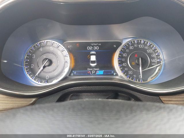 1C3CCCCG5FN565262 Chrysler 200 C