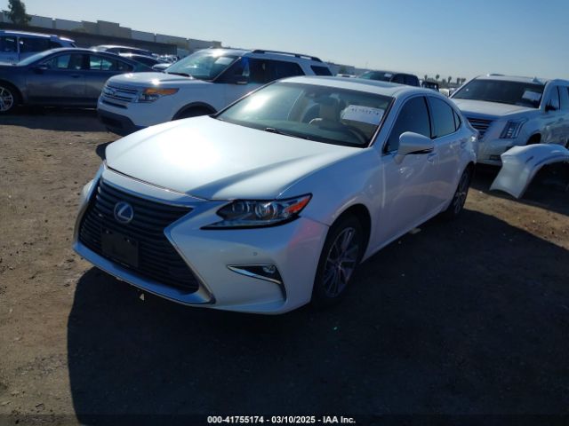JTHBW1GG1J2168184 Lexus ES 300H