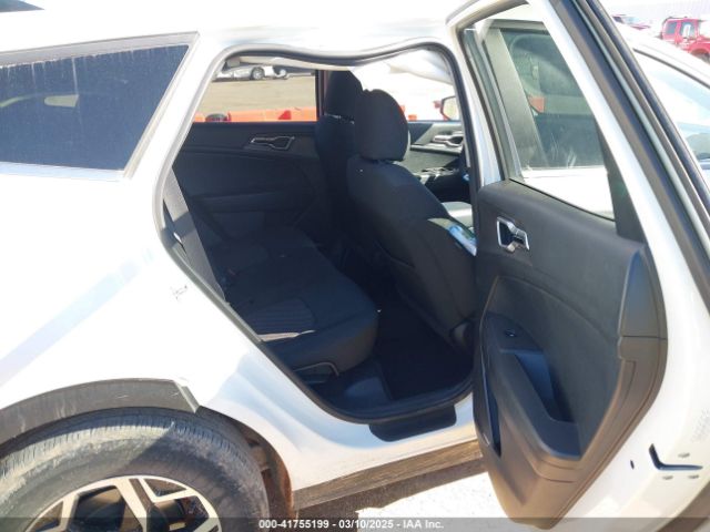 KNDPU3AF6P7048501 KIA Sportage Lx