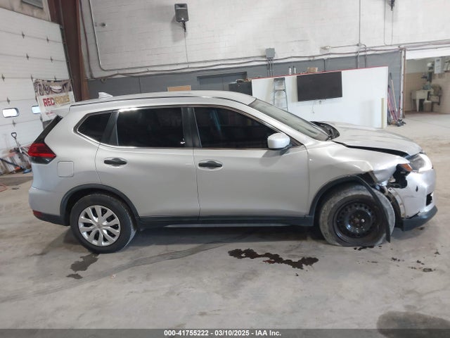 Nissan ROGUE S 2017 KNMAT2MV2HP534326 Image 13