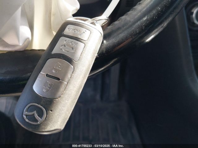 3MZBN1V36JM166098 Mazda Mazda3 Touring