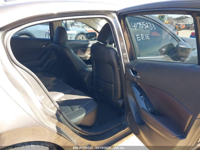 3MZBN1V36JM166098 Mazda Mazda3 Touring