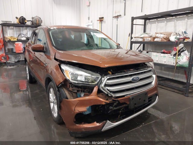 1FMCU9GD5HUA81706 Ford ESCAPE SE