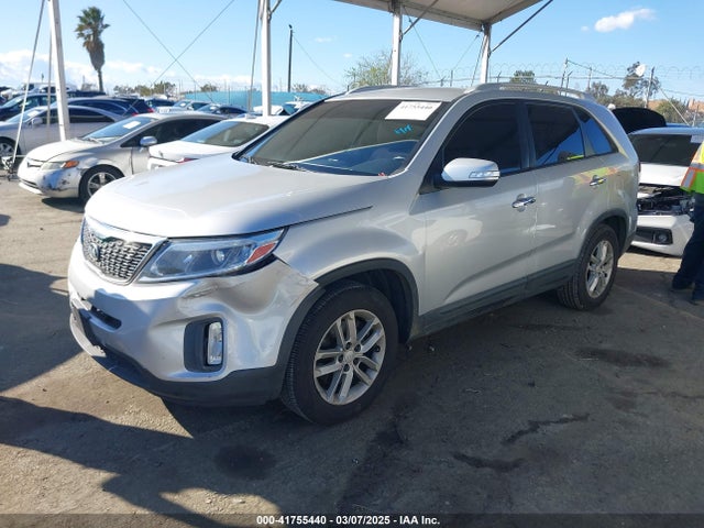 5XYKT3A65EG434405 KIA SORENTO LX