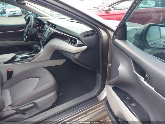 4T1B11HK3KU255279 Toyota CAMRY LE