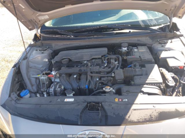 KMHLL4AG3PU540268 Hyundai ELANTRA SE
